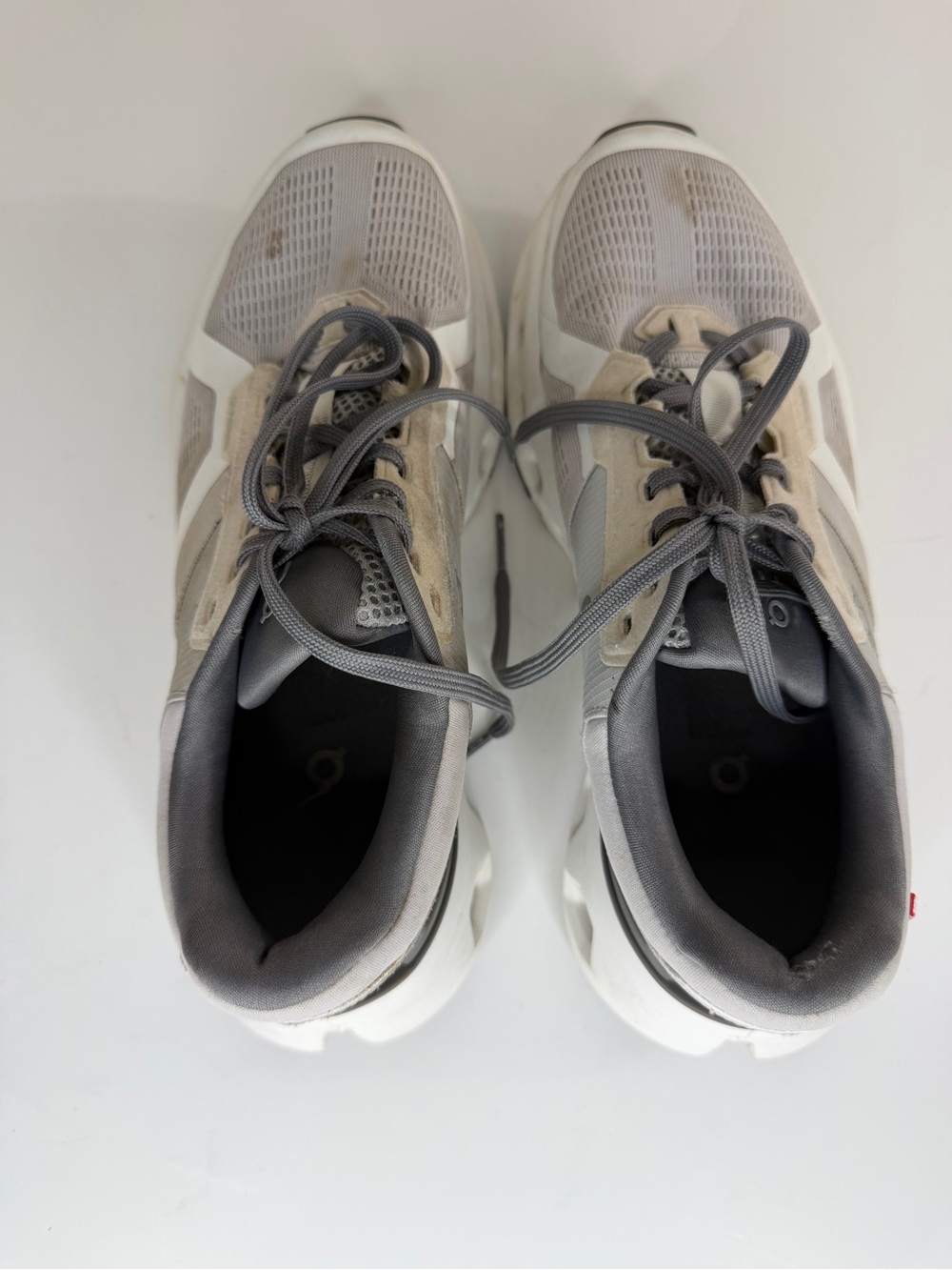 On Cloudrunner 2 Shoes Running Frost White Gray Sneakers Athletic Women’s 7.5 - Picture 11 of 16